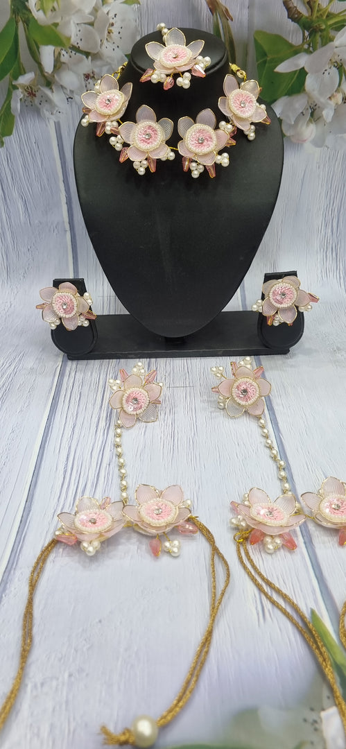 BABY PINK FLOWER SET WITH  CRYSTAL HANDMADE Jewellery Sets for Womens SKU511