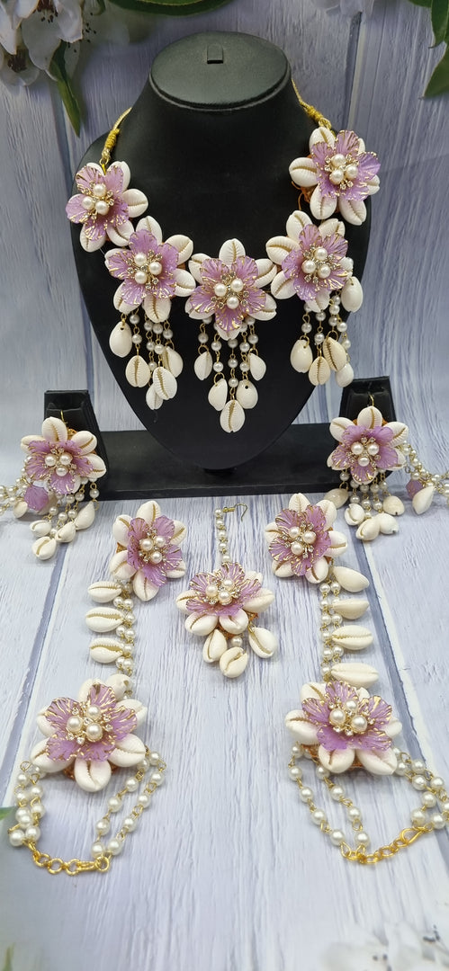 LAVENDAR ACRYLIC SHELL HANDMADE Jewellery Sets for Womens SKU554