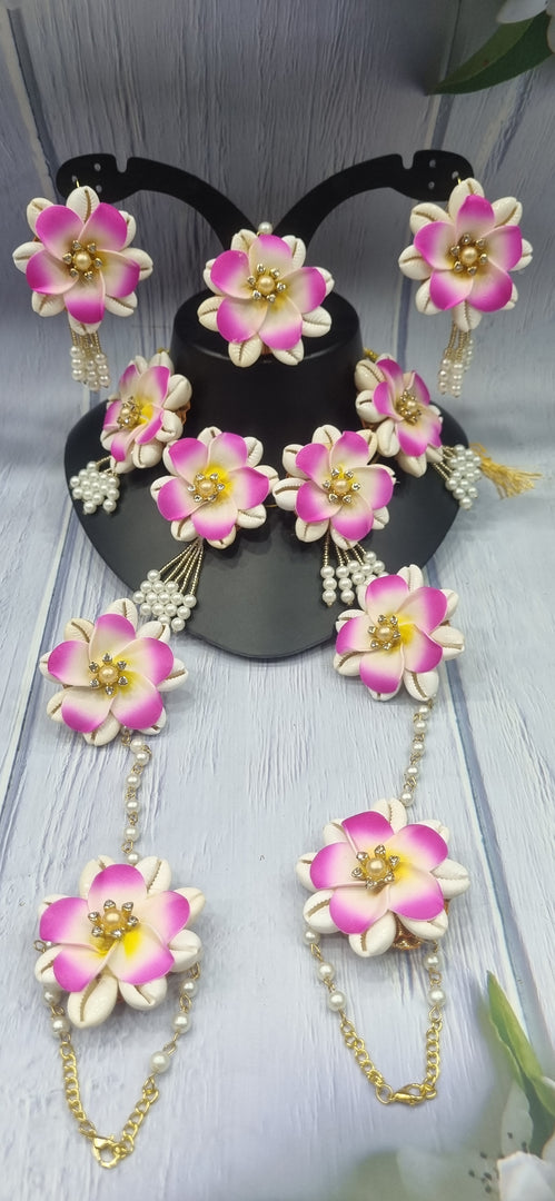 MAGENTA PINK FLOWER SHELL HANDMADE Jewellery Sets for Womens SKU579