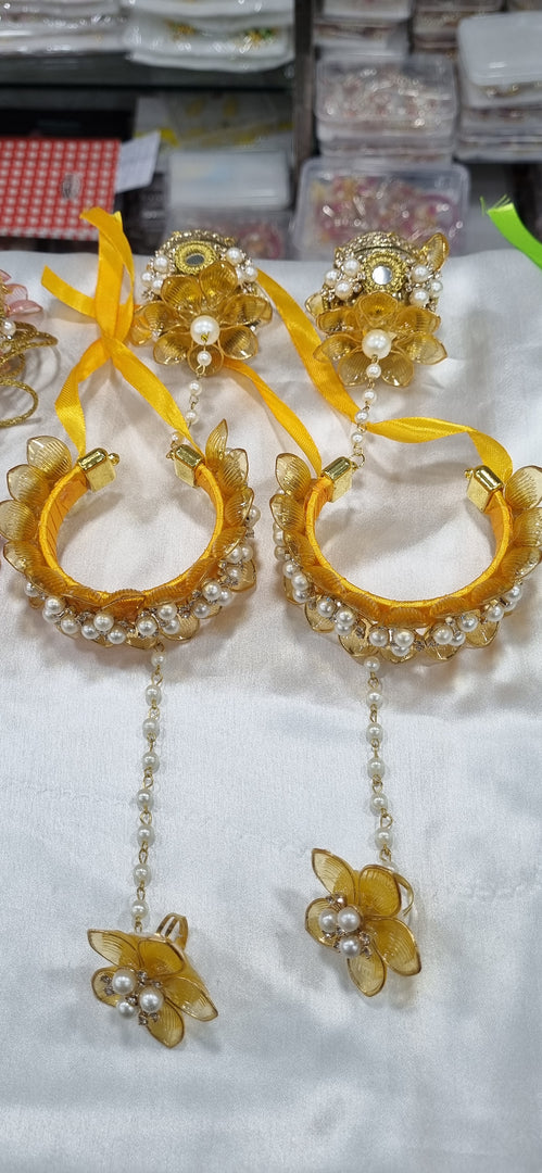 ACRYLIC YELLOW COLOUR HATHPHOOL for Womens SKU634