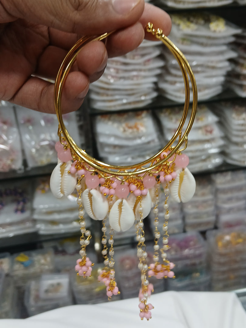OPENABLE BABY PINK BEADS SHELL BANGLES  for Womens SKU 642