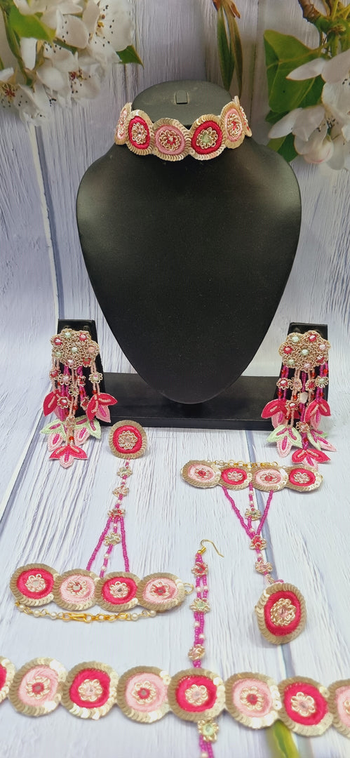 PINK SILVER WORK HANDMADE JEWELLERY WITH MATHAPATTI