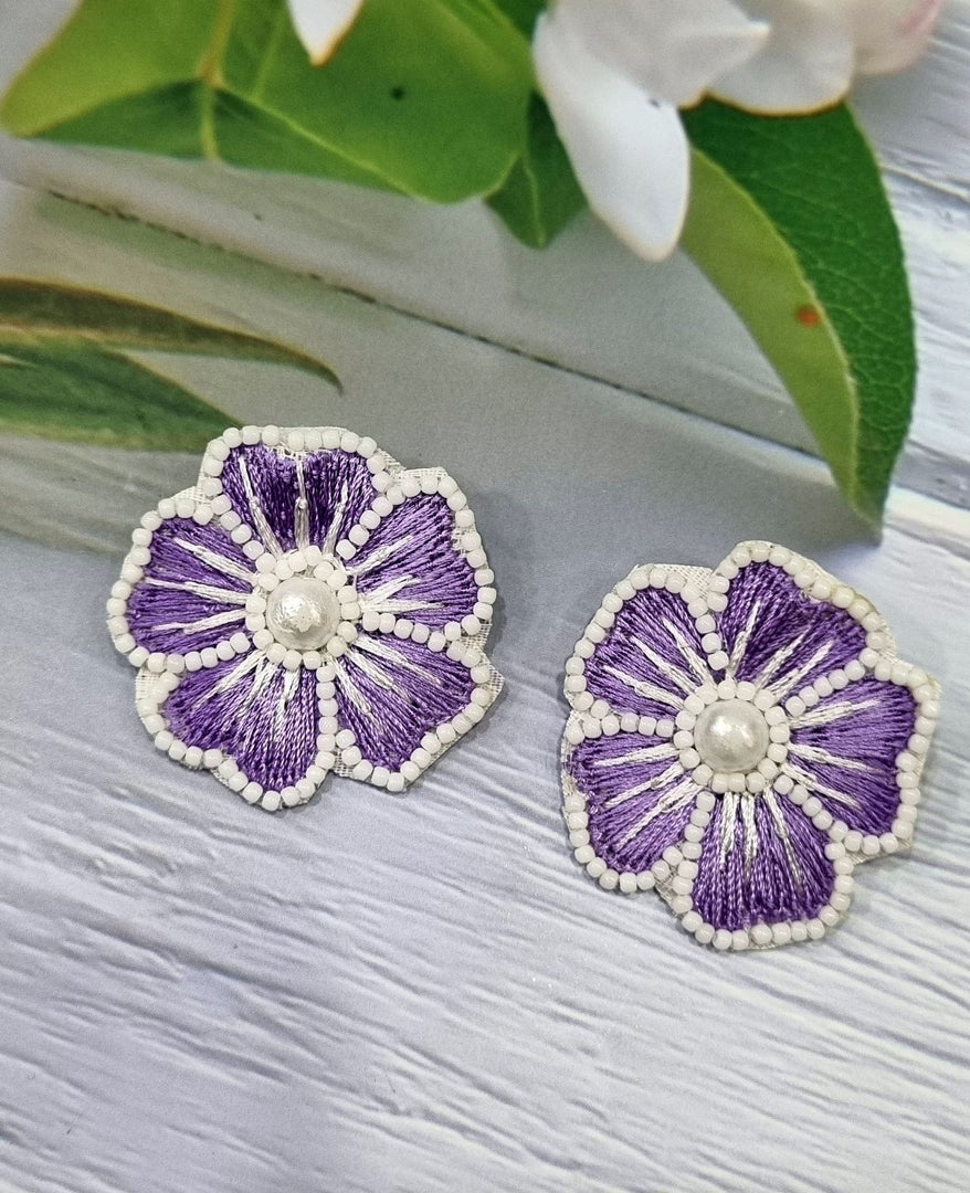 FLORAL BEADED EARRINGS