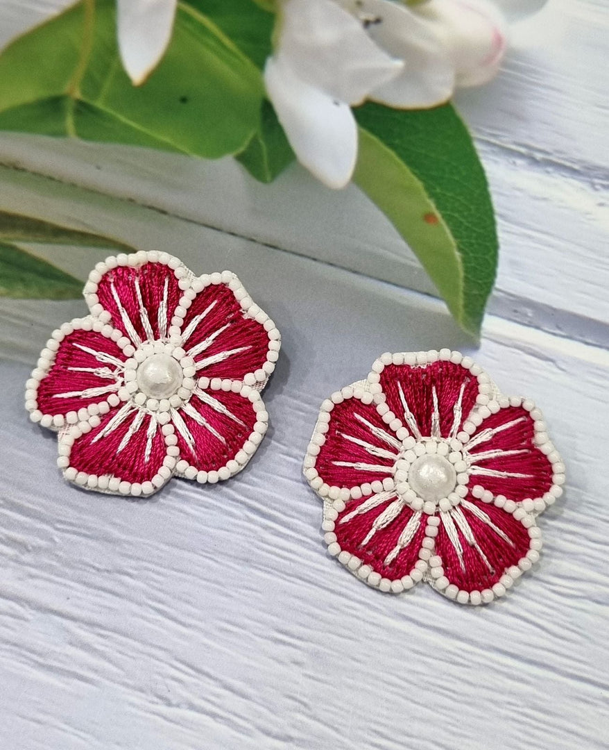 FLORAL BEADED EARRINGS