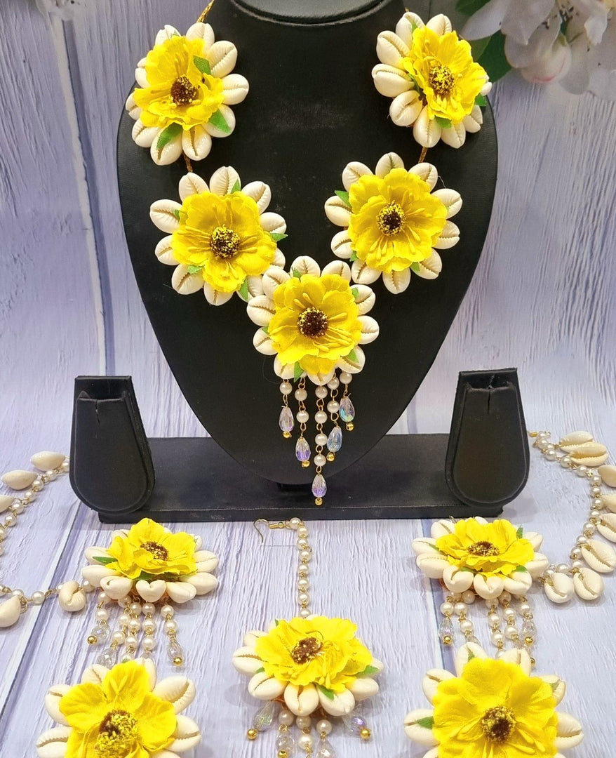 Yellow Sunflower Handcrafted Shell