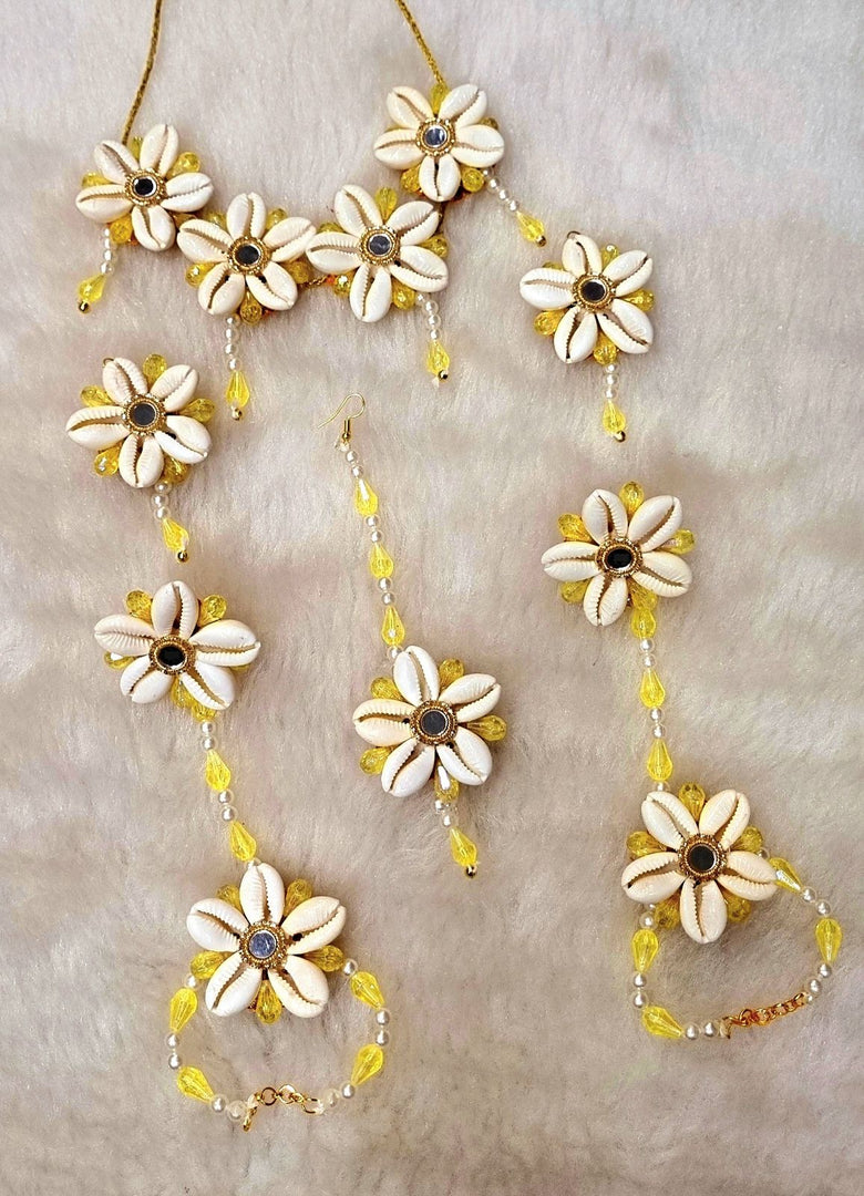 YELLOW SHELL CRYSTAL Jewellery Necklace Set for Girls & Womens