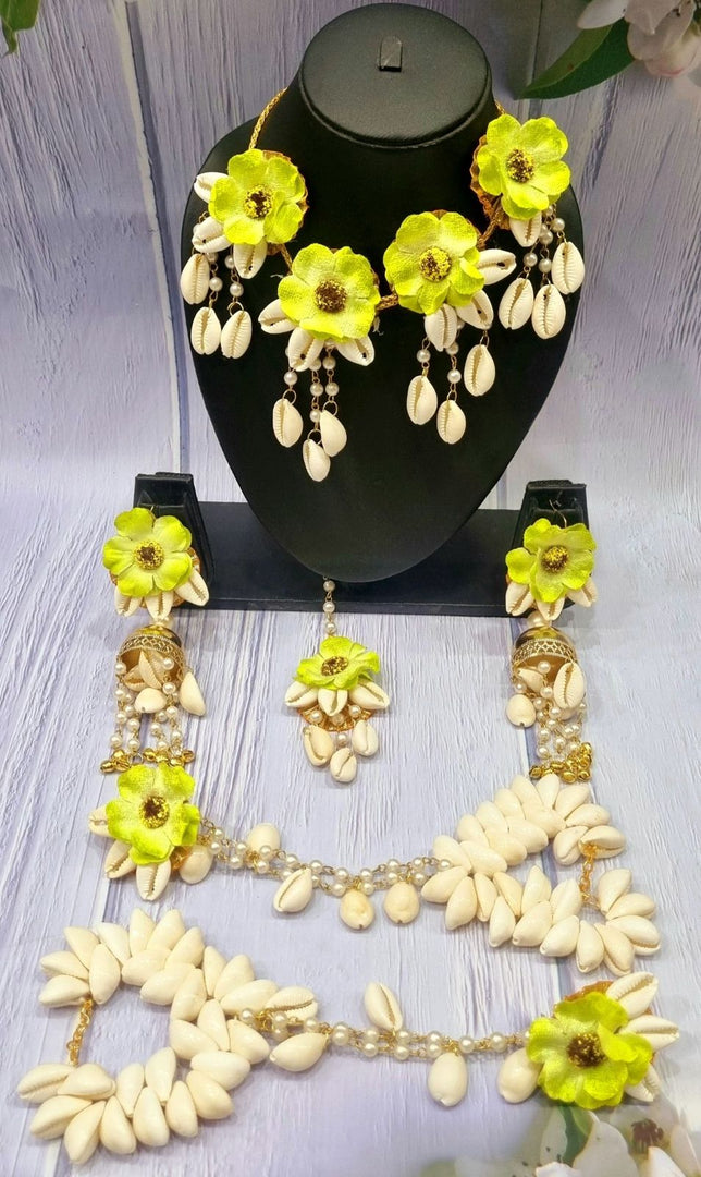 MEHNDI Flower Jewellery Necklace Set for Girls and Women