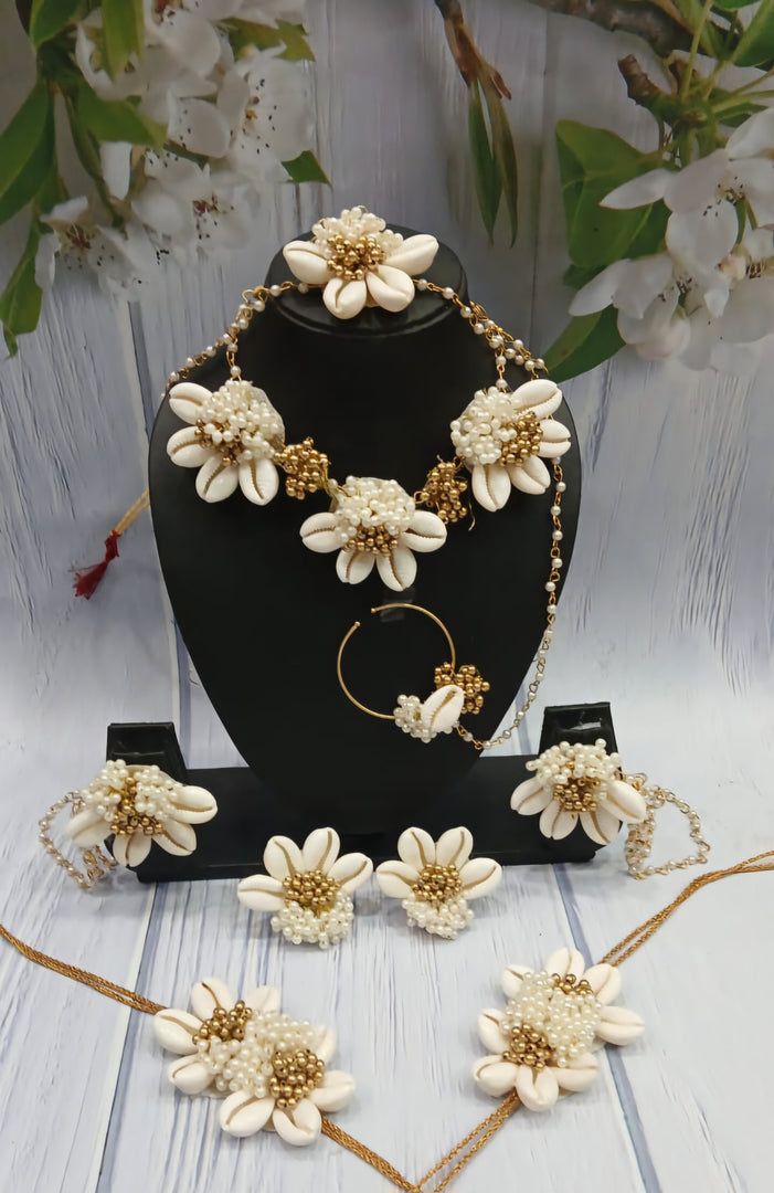 ICE WHITE FLOWER MOTIF JEWELLERY Set for Haldi-Mehndi  SKU418