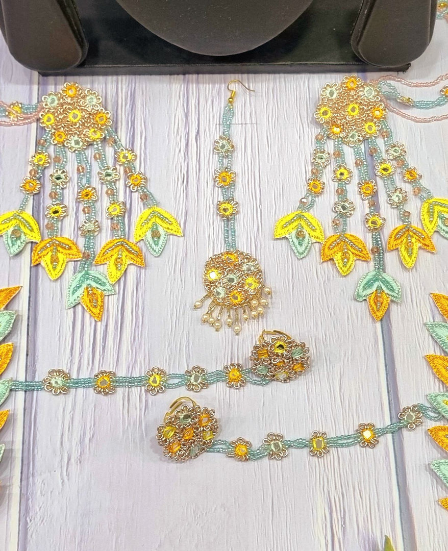 LIGHT MINT & YELLOW MIX COMBI Handmade Floral Necklace Jewellery Set