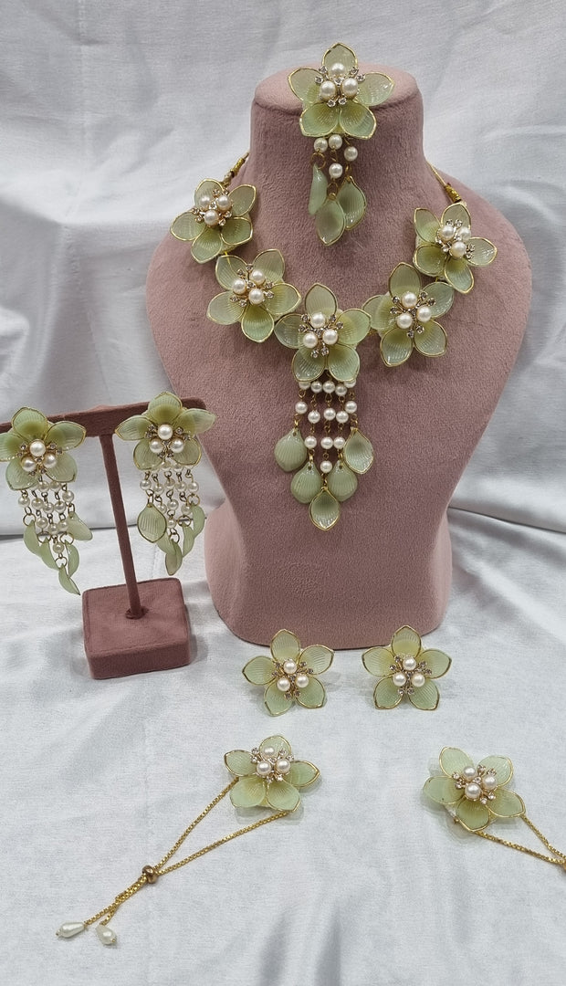 GREEN ACRYLIC HANDMADE Jewellery Sets for Womens SKU608