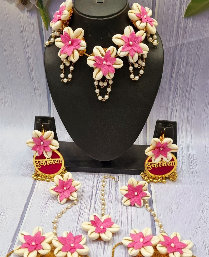 Pink and Yellow Seashell Necklace with Flower Design